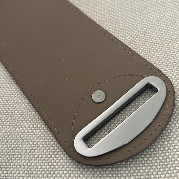 EUC Olsen WIDE Belt in NEUTRAL Reptile Leather/Gunmetal Hardware US L - Picture 4 of 7